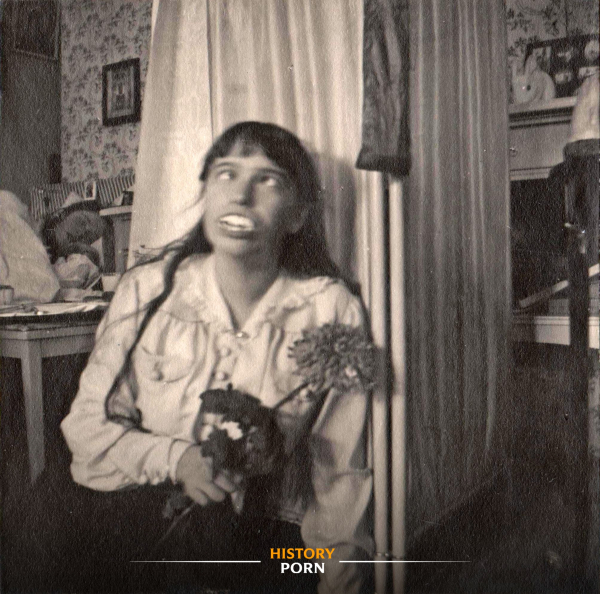 Царское Село, 1915 год. На фотографии — великая княгиня Анастасия..0