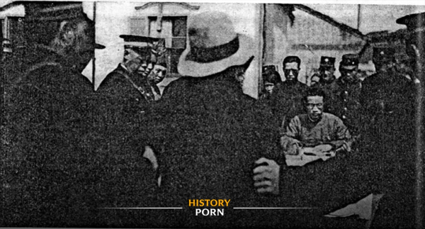 Шанхай, 1932 год. Китайский мужчина, осуждённый за похищение..0