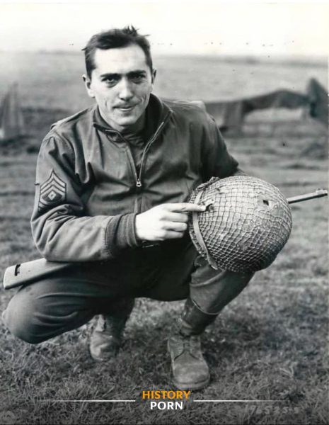 17 ноября 1944 года, Франция. Старший сержант Джон Мортон из 6-й..0