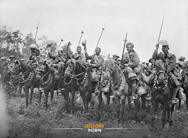 Франция, 14 июля 1916 года. На фотографии — индийские солдаты 20-го..0