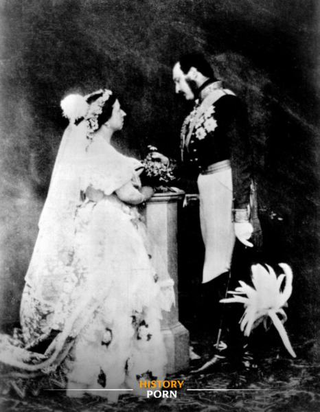 Королева Виктория и принц Альберт участвуют в реконструкции..0