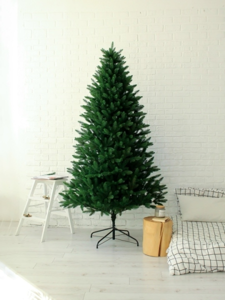 Разыгрываем 5 [club233423094|Елок от Мишки]

Дарим 5 литых елей в честь..1