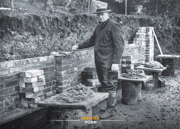 Чартвелл, Кент, 1928 год. На фотографии — Уинстон Черчилль, в..0