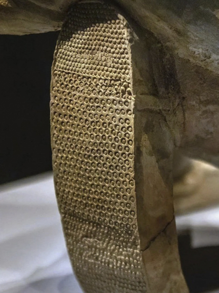 Воин терракотовой армии, Китай, III век до н. э.

Перед нами один из..1