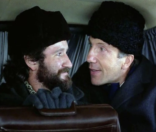 После падения железного занавеса Савелий Крамаров решился на..4