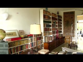 В 1950 году Эрнест Хемингуэй вместе с котом снялся для обложки..1