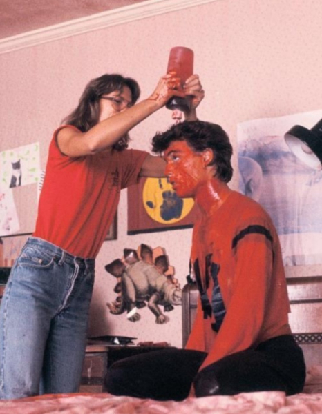 В 1984 году Джонни Депп участвовал в съемках фильма 