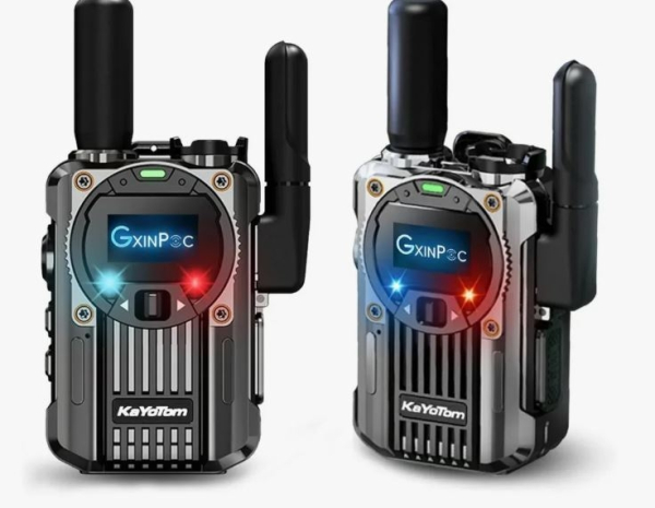 4G рация с диапазоном 10 000 км.  Есть разьем для сим карты. 

Найти..0